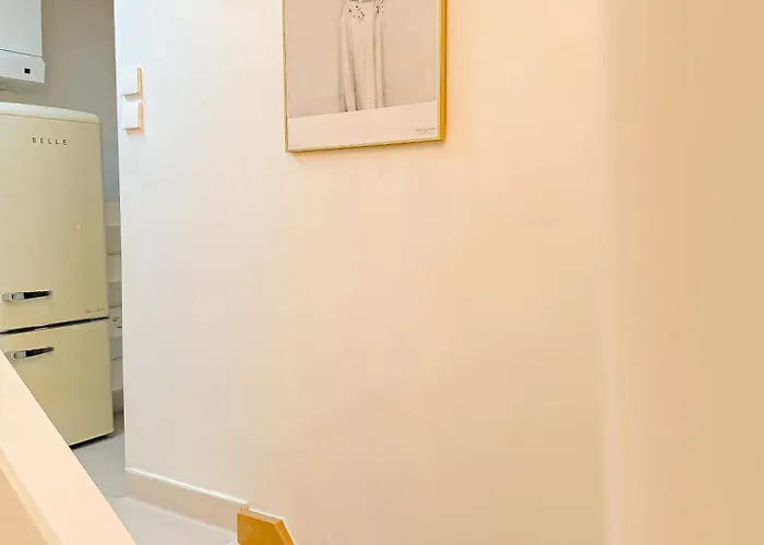 8인독채,무료짐보관,무료세탁,사당역,이수역, 강남,이태원,코엑스,명동,동대문,홍대 Villa