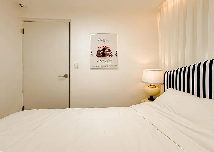 8인독채,무료짐보관,무료세탁,사당역,이수역, 강남,이태원,코엑스,명동,동대문,홍대 * Seúl