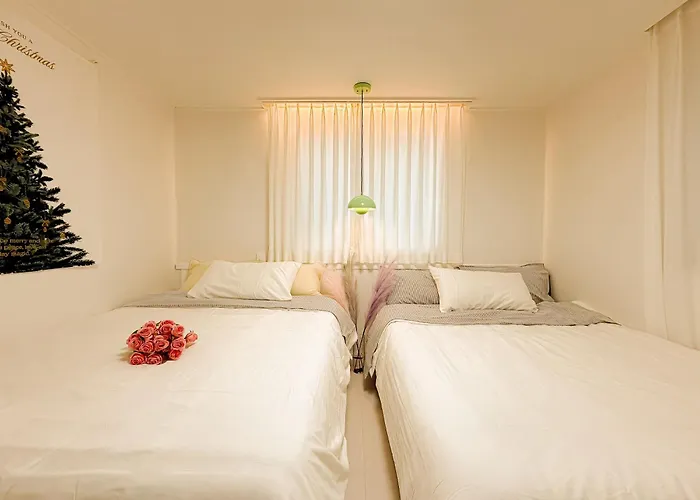 8인독채,무료짐보관,무료세탁,사당역,이수역, 강남,이태원,코엑스,명동,동대문,홍대 Seúl