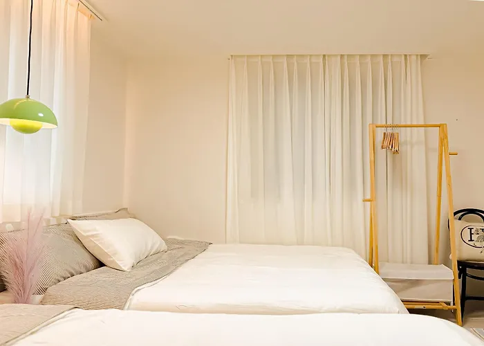 8인독채,무료짐보관,무료세탁,사당역,이수역, 강남,이태원,코엑스,명동,동대문,홍대 Villa *
