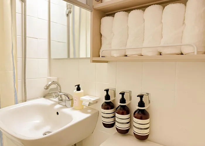 Villa 8인독채,무료짐보관,무료세탁,사당역,이수역, 강남,이태원,코엑스,명동,동대문,홍대 Seúl